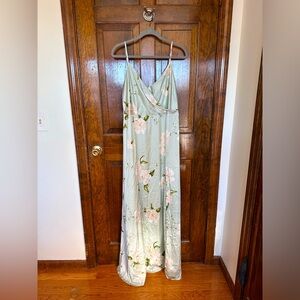 Lulus | Green/Blue Floral Maxi Dress NWT